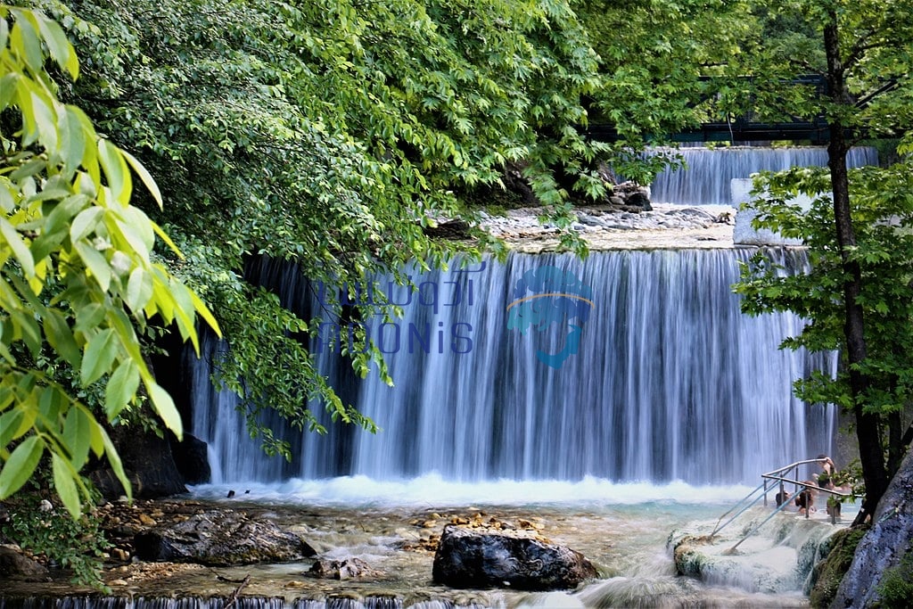 Pozar Waterfall credit Elenidaponta CC BY SA 4.0 Wikimedia Commons بلاگ