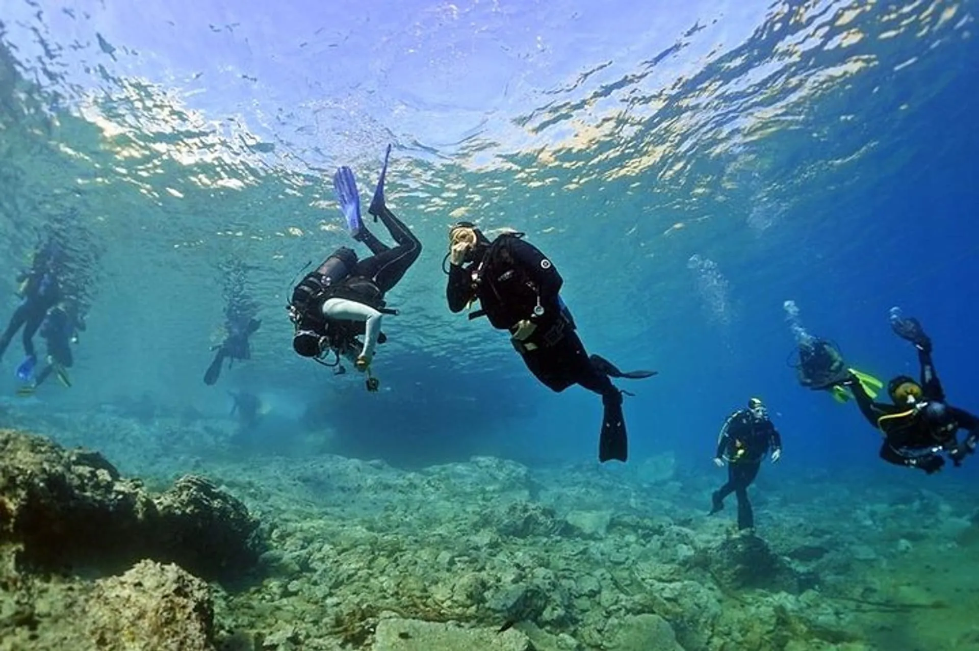 147d696f f5ba 4d13 8b0b eb8518d6ec83 discover scuba diving private activity in athens پارک غواصی جدید یونان