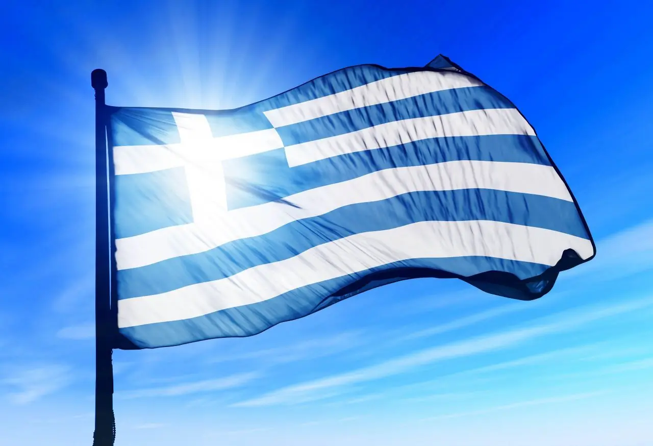 greece history flags 1 1280 مهاجرت معکوس در یونان پس از دو دهه فرار مغزها greece history flags 1 1280 مهاجرت معکوس در یونان پس از دو دهه فرار مغزها