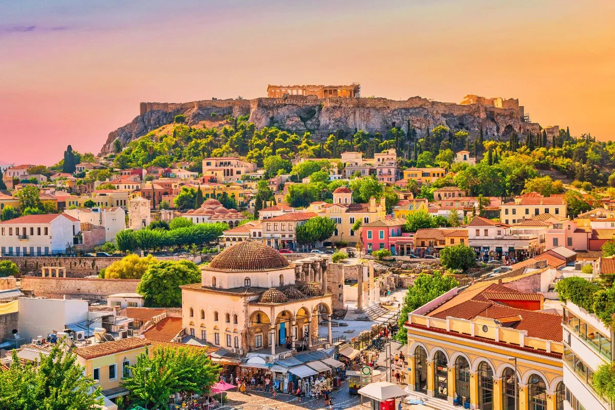 best tourist attractions in Athens 11zon آتن، یکی از ۱۰ مقصد برتر گردشگری کنفرانسی در جهان