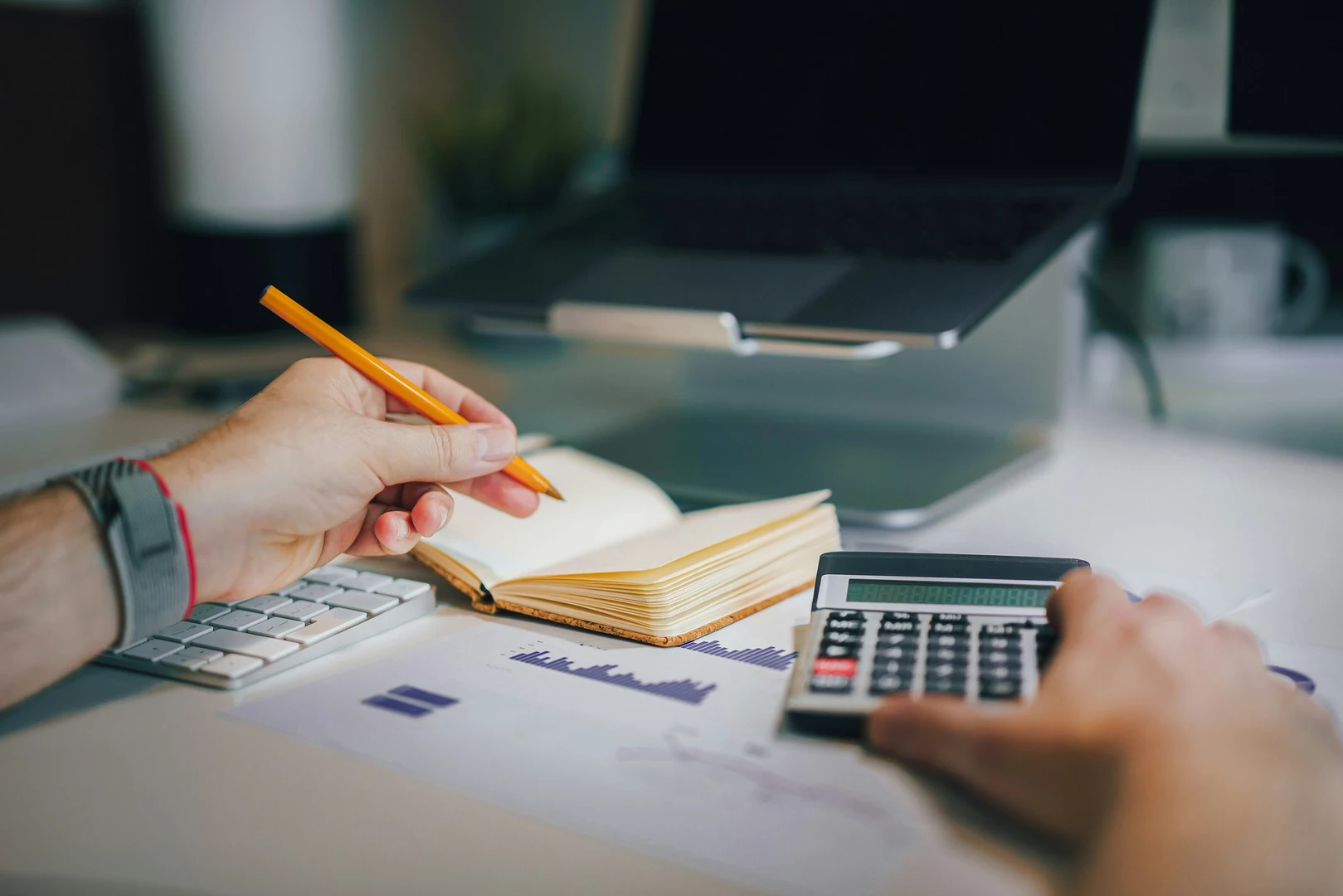 اقامت تمکن مالی یونان